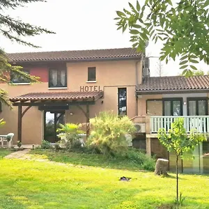 Relais De Frejeroques Foissac (Aveyron)